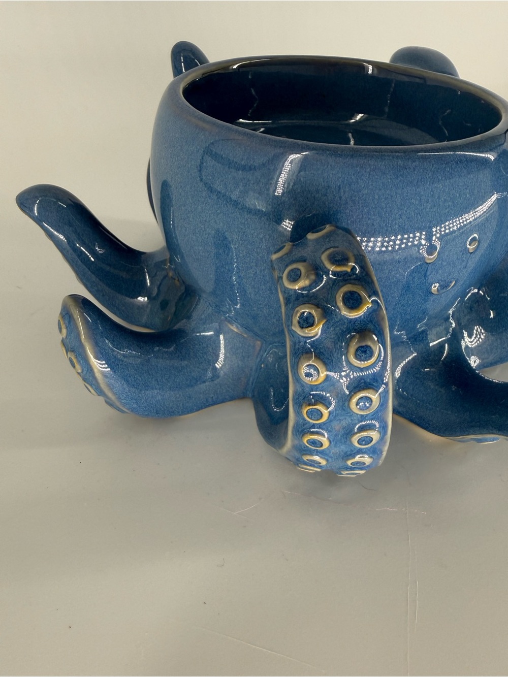 Bath Body Works Blue Octopus 3 Wick Candle Holder Ceramic Pedestal Nautical EUC - Picture 3 of 9